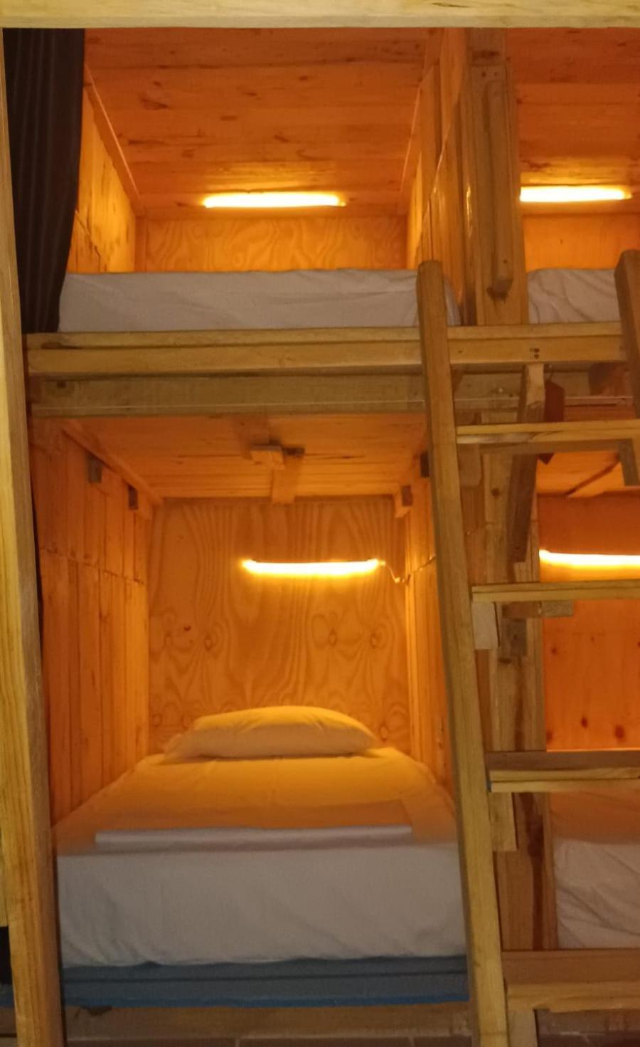 Tropico 20 Pdc Hostal