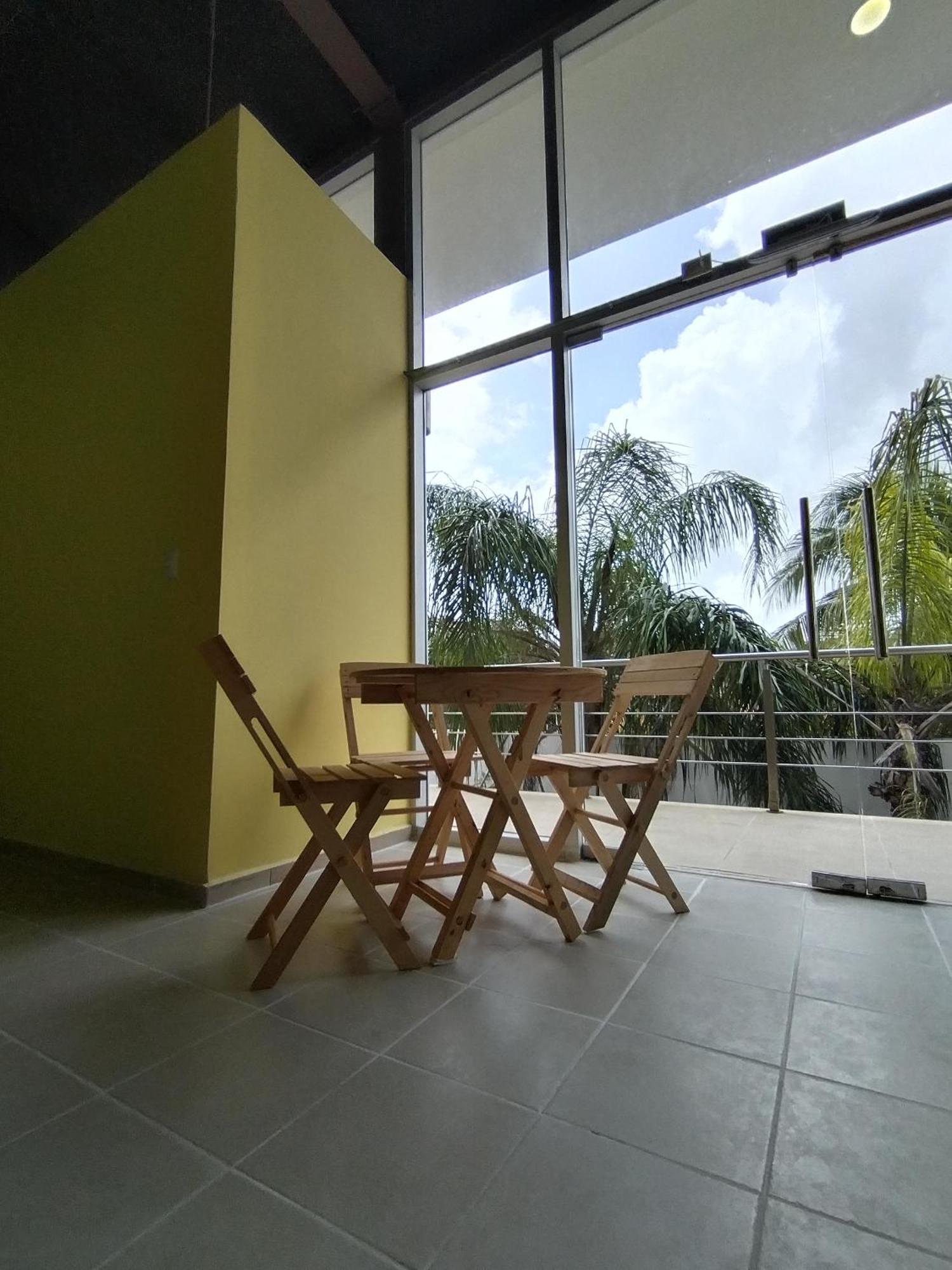 Hostal Tropico 20 Pdc *