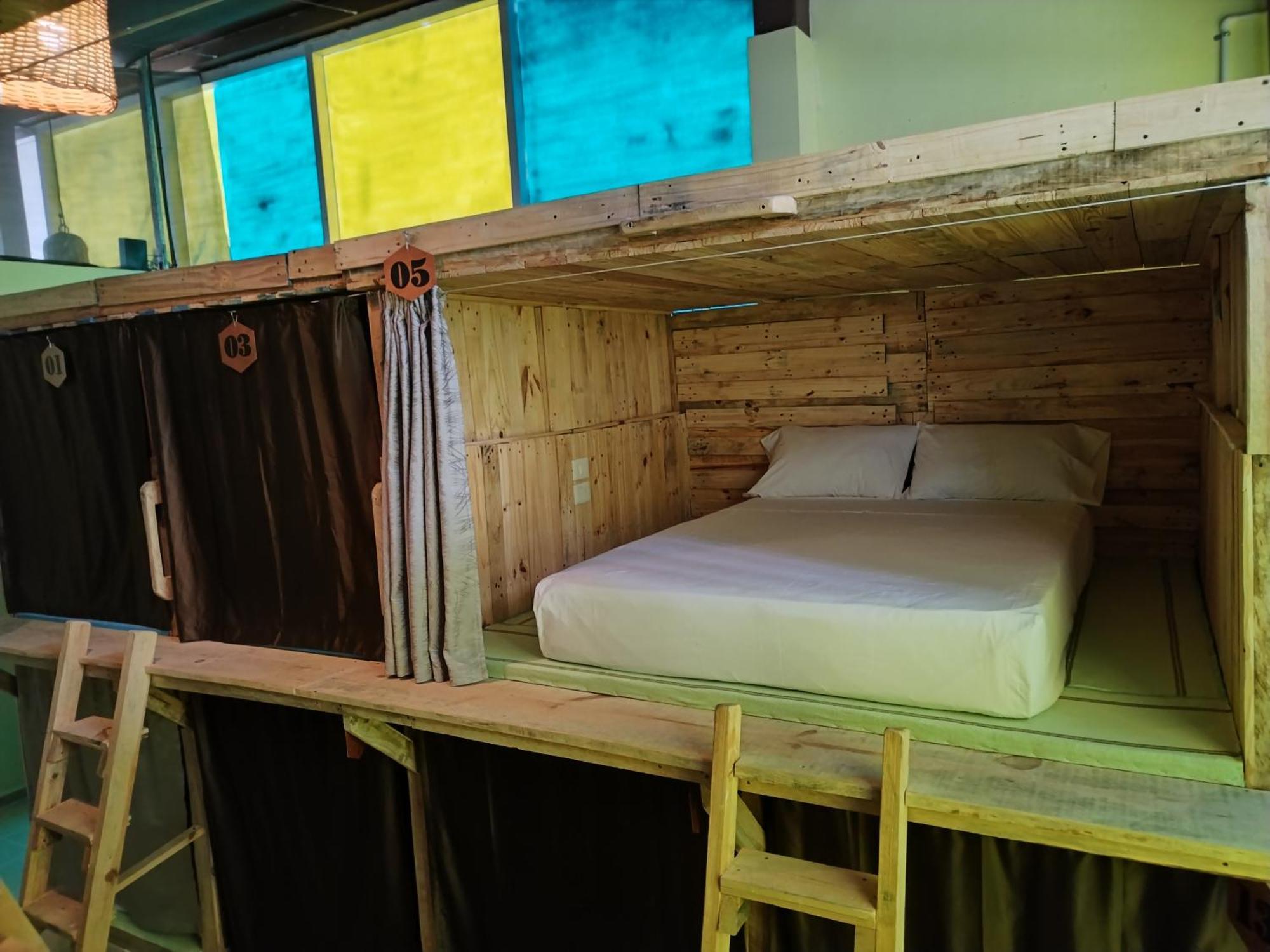 Tropico 20 Pdc Hostal
